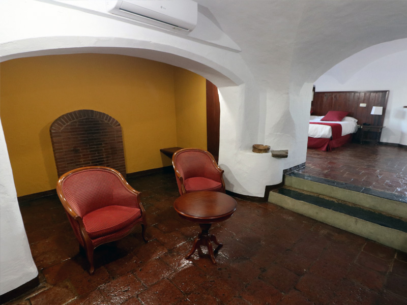 hotel monasterio extremadura rocamador habs junior suite 9