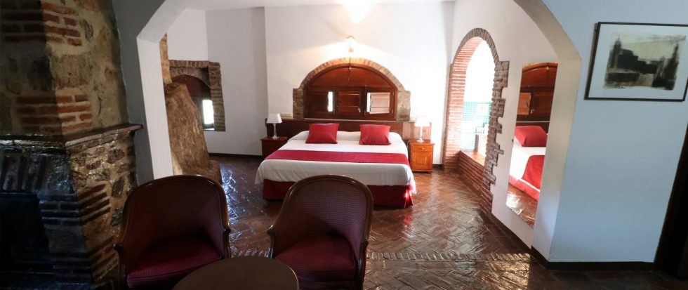 hotel monasterio extremadura rocamador habs junior suite cabecera