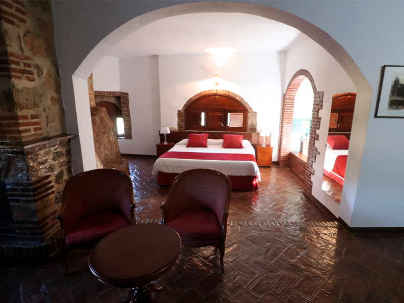 hotel monasterio extremadura rocamador habs junior suite