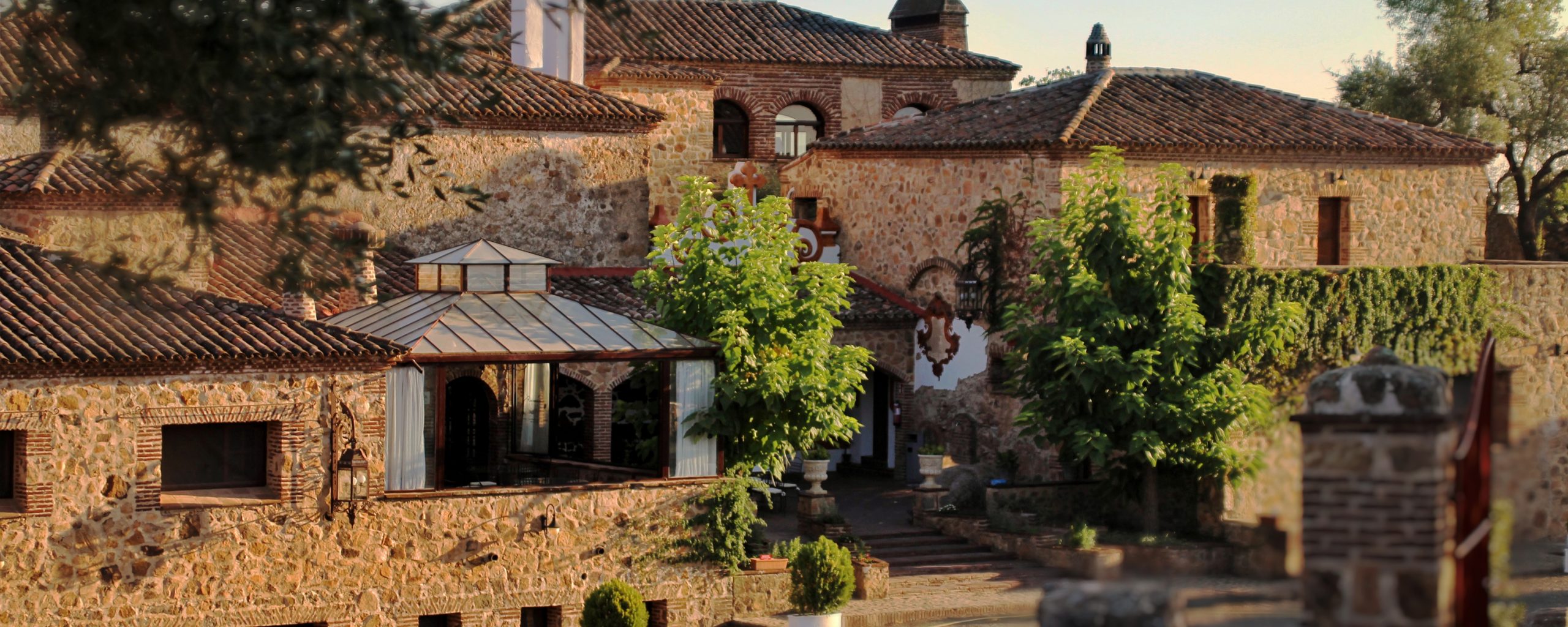 Rocamador - Hotel Monasterio de Rocamador, hoteles y alojamientos en Badajoz